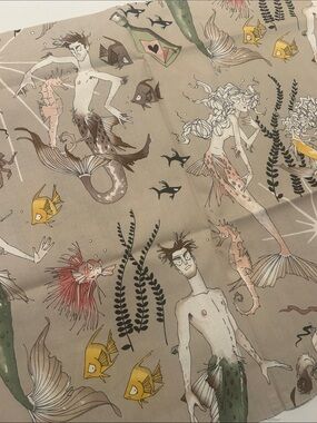 Ghantis Ghastlie light grey half yard